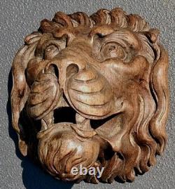19th Century Gothic Medieval Lion Wood Sculpture Panel Statue Middle Ages
