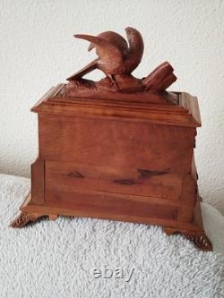 19th-century Black Forest jewelry box in very good condition