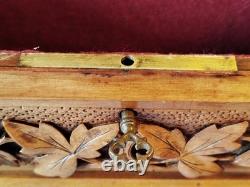 19th-century Black Forest jewelry box in very good condition