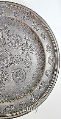 2 antique tin plates richly engraved Delattre Abbeville 1686 XVIIth