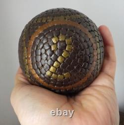 5 Lyonnaise cloutée pétanque balls, including 1 with No. 2 folk art