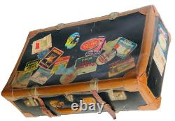 ANTIQUE SUITCASE 1920/30 MANY LABELS (authentic) OF ITALIAN HOTELS