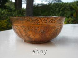 Ancient Indian Persian Bowl in Copper 19th Century