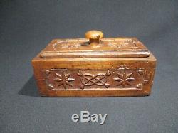 Ancient Wedding Box XVIII Eme Siecle Wood Carving Monoxyle Popular Art