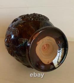 Ancient zoomorphic pitcher in glazed earthenware to restore 18th century Saintonge