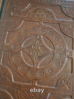 Antique Embossed Leather Box, Mali, 1930s, Sudanese Tuareg Mandingue Art
