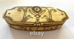 Antique Snuffbox with Engraved Patronymic. 19th Century Folk Art