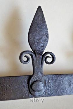 Archelle to be fixed to the fleur-de-lis, 17th century