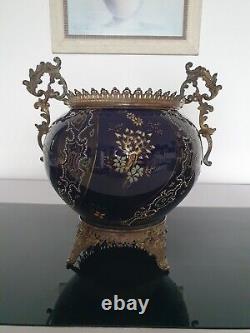 Beautiful Navy Blue Enamel Cache Pot, mounted in Bronze, late 19th century