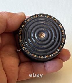 Bergamot and Spangled Lacquer Box, 18th Century, Grasse Perfume