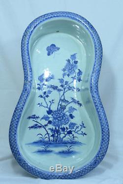 Bidet Porcelain White Blue Peonies Butterflies China Bidet Toilet Toilet 18thc