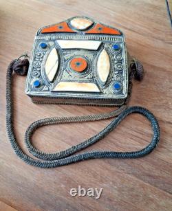 Brass and metal Quran stand, with bone plaque inlay and cord
<br/>