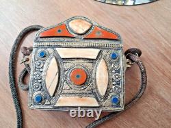 Brass and metal Quran stand, with bone plaque inlay and cord  	<br/> 
