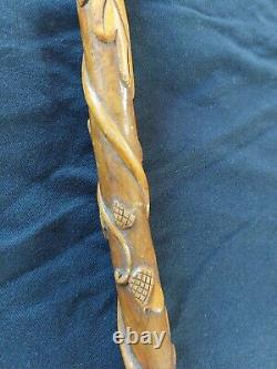 Carved Boxwood Cane Throughout its Length. 19th Century Folk Art