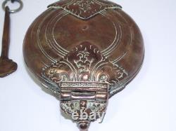 Copper lime box for betel with spatula, origin India
