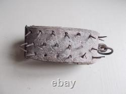 Curiosity Cabinet Defense Collar for Dogs Against Wolves, Leather and Metal