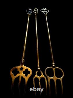 Elegant Danish fireplace accessory trio, gilded brass, late 19th century