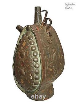 Exceptional 18th century pilgrim's gourd
