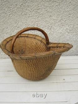 FOLK ART GATHERING BASKET IN BRAIDED SOLE 1900s
