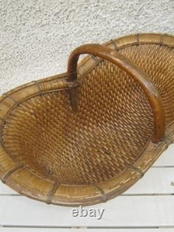 FOLK ART GATHERING BASKET IN BRAIDED SOLE 1900s