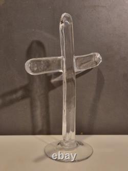 Folk art / Curiosity – Large blown-glass crucifix, H. 36 cm, circa 1970
