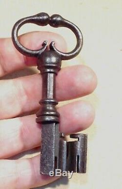 French Key Safe, Quality, Triangle Rod, S-bits, Eighteenth