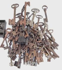 French Key Safe, Quality, Triangle Rod, S-bits, Eighteenth