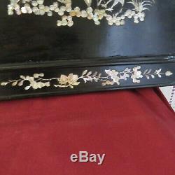 Grand Plateau China And Indochina Old Inlaid Mother Of Pearl Flower & Butterfly