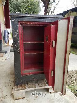 High-end Vintage Vintage Van Der Ploeg Box With Key In Good Condition