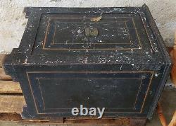 High-end Vintage Vintage Van Der Ploeg Box With Key In Good Condition