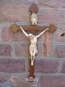 Important And Rare Crucifix Of The Late Nineteenth Century 110 CM