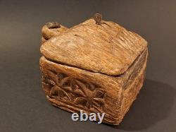 Indian Tikka Box / India 19th Century / Hindu Spice Box