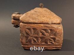 Indian Tikka Box / India 19th Century / Hindu Spice Box