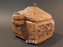 Indian Tikka Box / India 19th Century / Hindu Spice Box