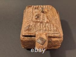 Indian Tikka Box / India 19th Century / Hindu Spice Box