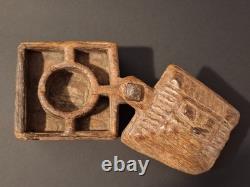 Indian Tikka Box / India 19th Century / Hindu Spice Box