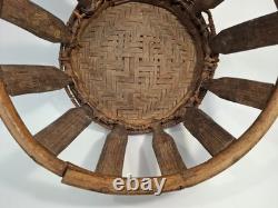 Laotian Bamboo and Rattan Stool / Laos, Early 1900s / Asian (Décoretout31)