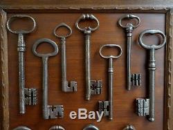 Large Painting Of 15 Key-keys Gothic Sixteenth Seventeenth Eighteenth Nineteenth Wrought Iron