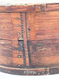Large round antique wooden box, Savoyard folk art, wedding chest