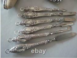 Lot Of Objets Anciens Silver Massif Wild Boar Of The 19th Manucure And Purse, 174g