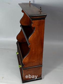 Miniature master walnut furniture, dated 1870 located in Avignon. Very good condition B230