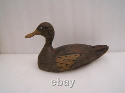 N2 Old carved and painted wooden duck decoy hunting call, folk art