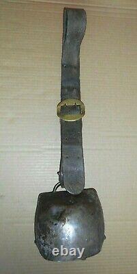 Old Cow Bell Oreiller In Bagnes Switzerland With Leather Necklace 19th