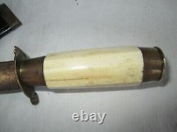 Old Right Knife India / Indonesia Beef Horn Handle