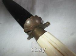 Old Right Knife India / Indonesia Beef Horn Handle