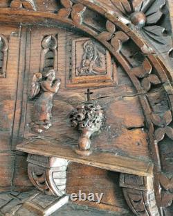 Old oak bas-relief, carved wooden panel, 19th century
