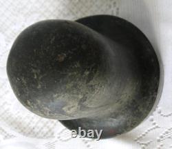 Polynesian carved natural stone pestle, antique folk art, 19th century, No. 1