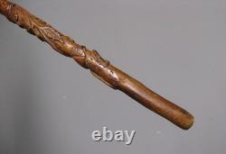 Popular Art Cane in Carved Boxwood