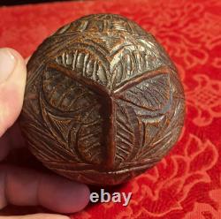 Powder flask in carved coconut shell, convict labor, 19th century