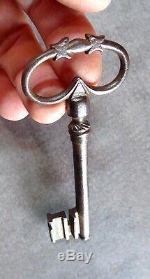 Pretty Regence Key With Serpents Facing, Eighteenth, 12,5cm